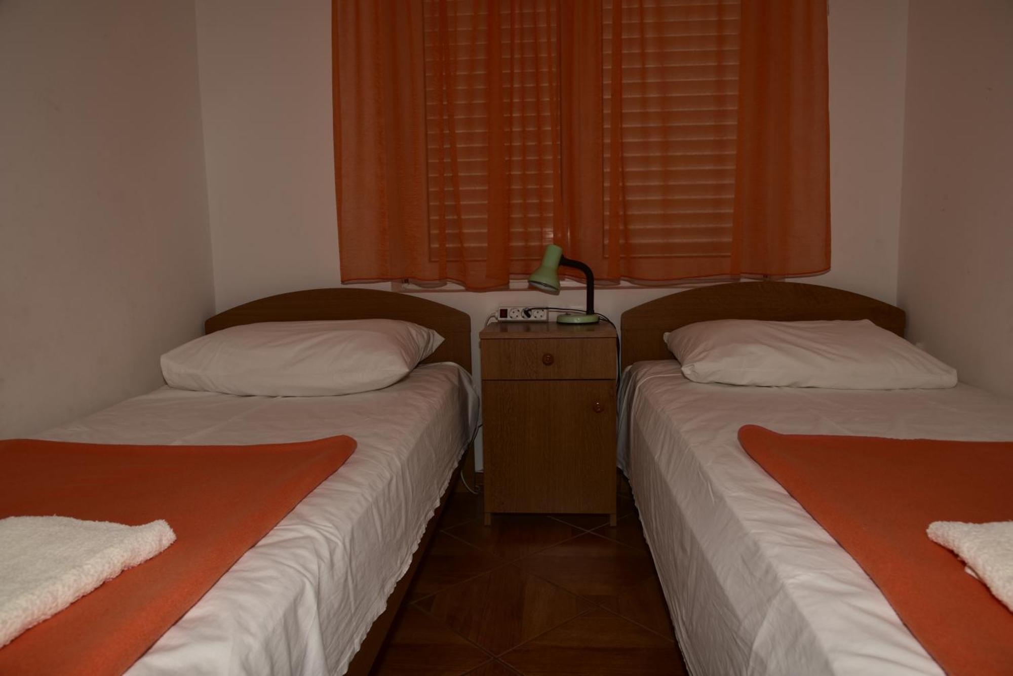 Apartments Ivka Malinska Luaran gambar